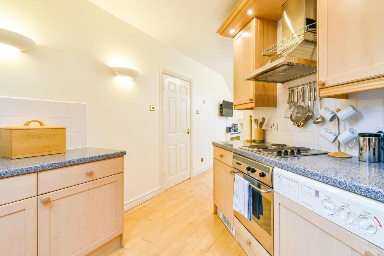Shambles Suites In The Centre Of York, Sleeps 16 المظهر الخارجي الصورة
