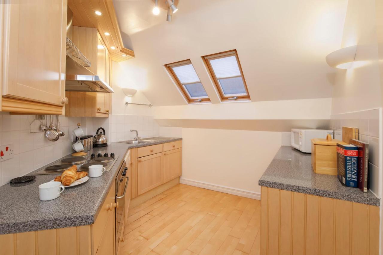 Shambles Suites In The Centre Of York, Sleeps 16 المظهر الخارجي الصورة
